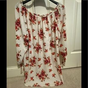 Beautiful Flowery Blouse with Cute Sleeves